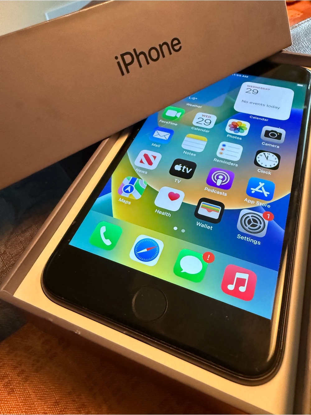 IPhone 8 plus 64g